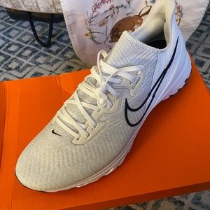 Brand New Air Zoom Infinity Tour Golf Shoes Size- 10 Men’s.